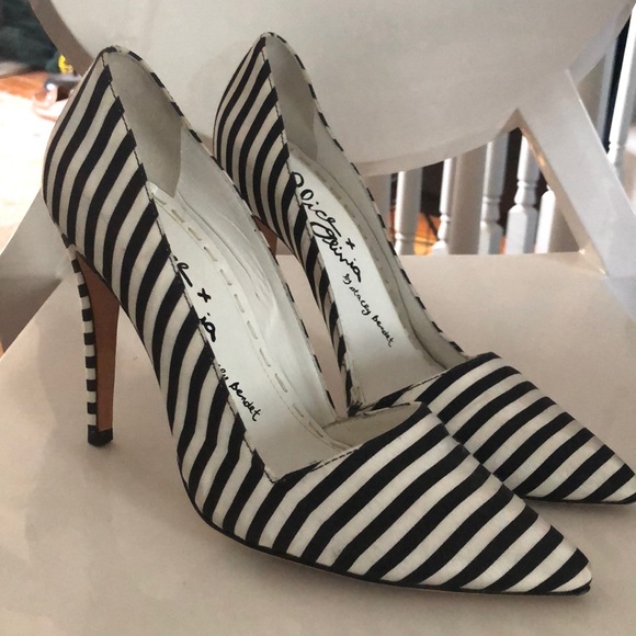 Alice and olivia heels Clearance